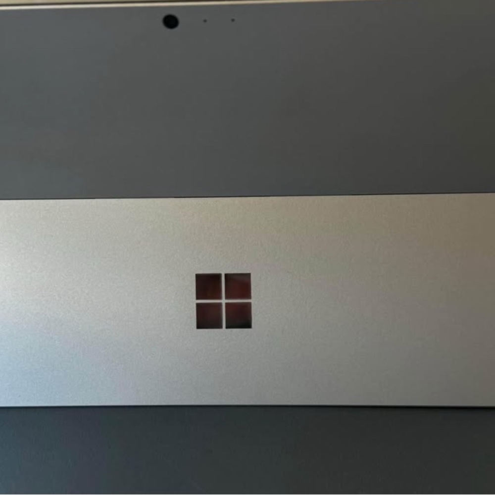 Microsoft Surface Pro - Picture 4 of 9